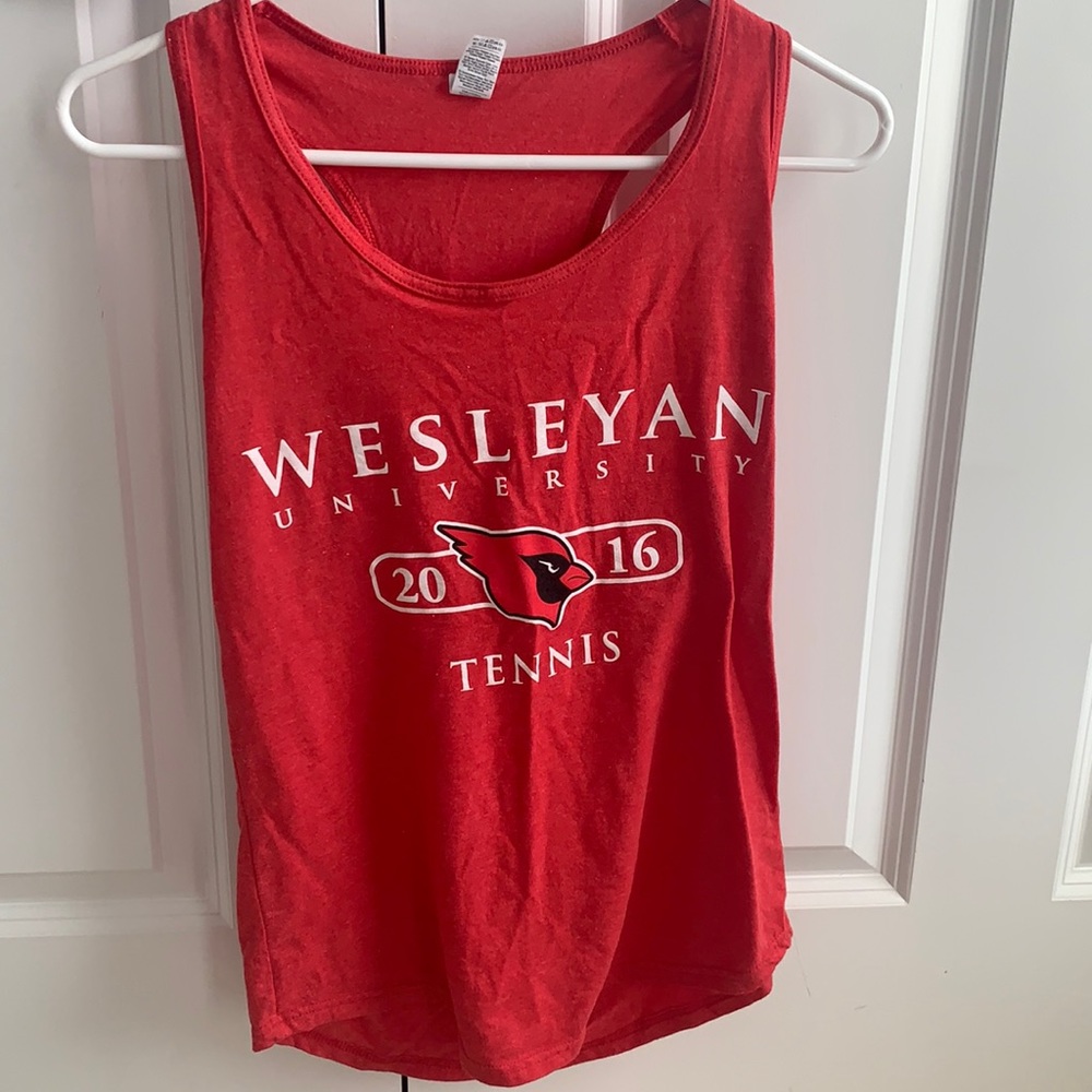 Athletic tank top